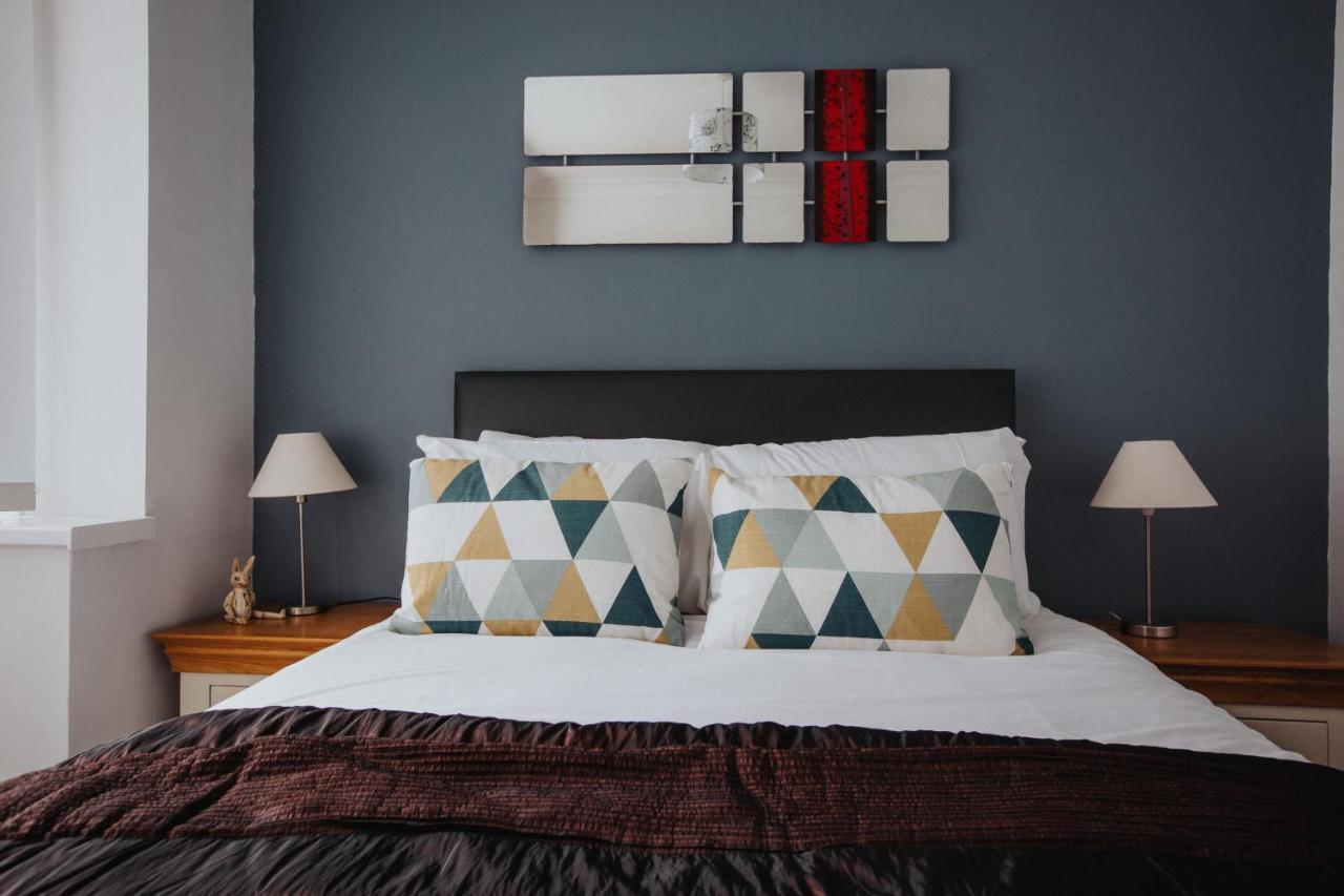 Hillside House - 2 Bedrooms Parking Wi-Fi Hospital Blackpool Dış mekan fotoğraf