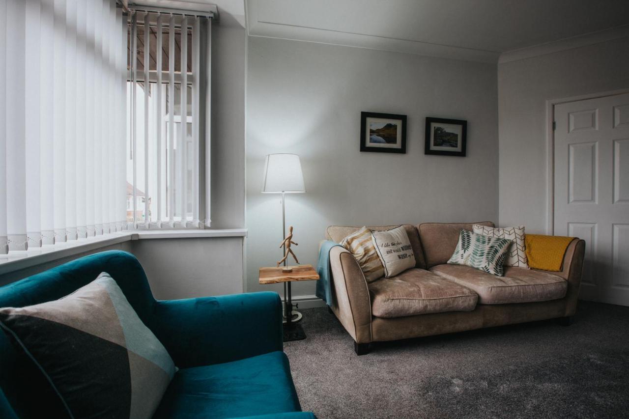 Hillside House - 2 Bedrooms Parking Wi-Fi Hospital Blackpool Dış mekan fotoğraf