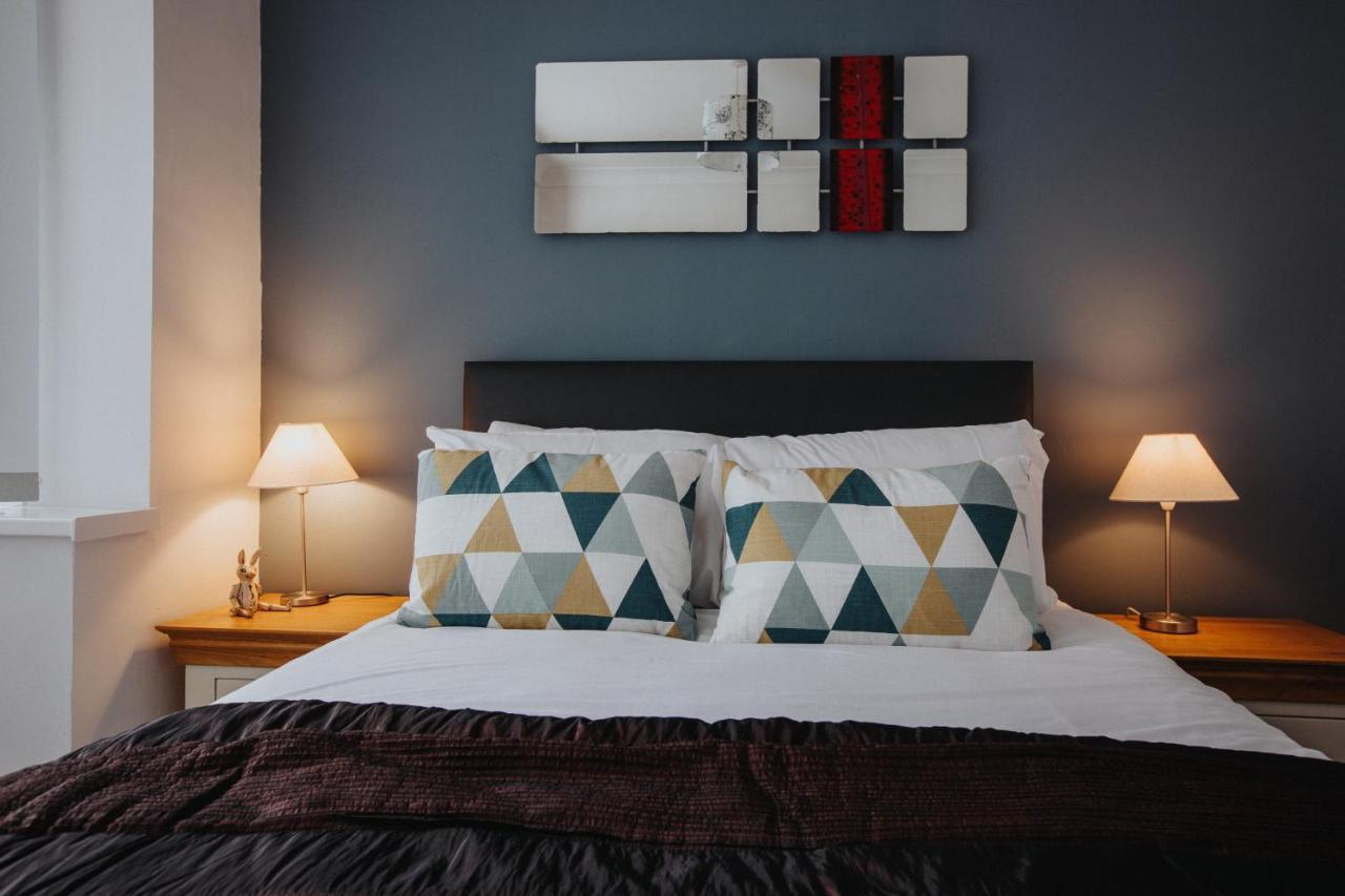 Hillside House - 2 Bedrooms Parking Wi-Fi Hospital Blackpool Dış mekan fotoğraf